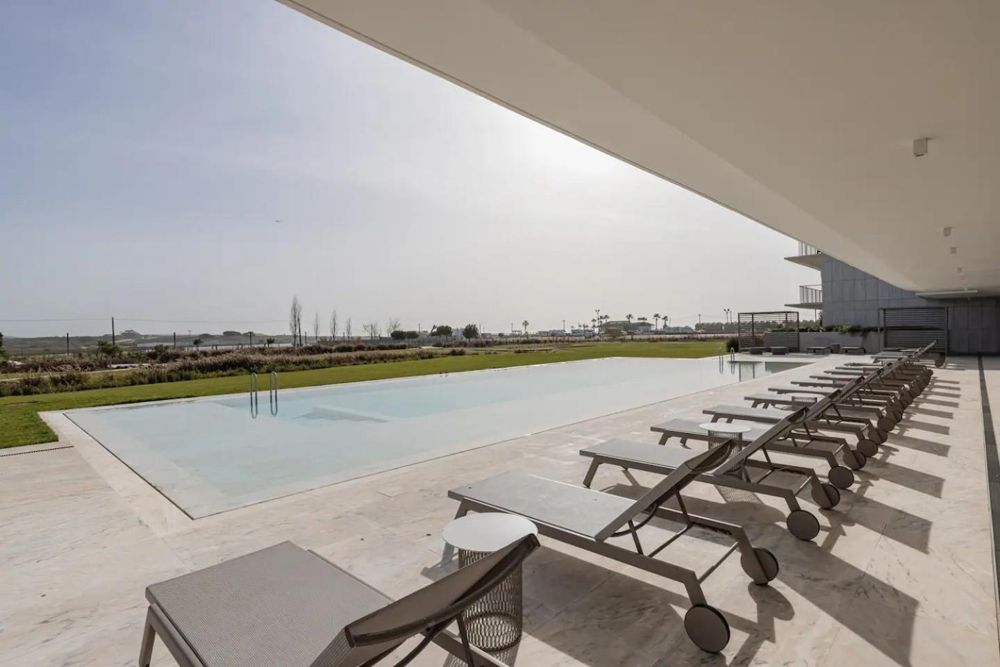 Bayline- Beachfront And Pool Armação de Pêra Exterior foto